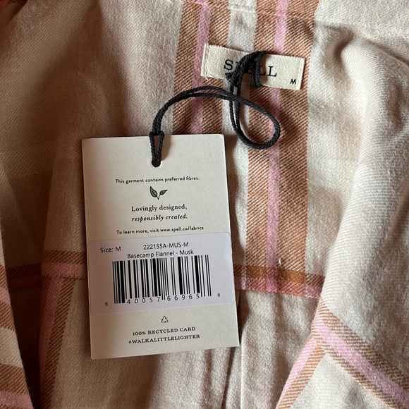 Spell Basecamp Flannel in Musk - Picture 11 of 15